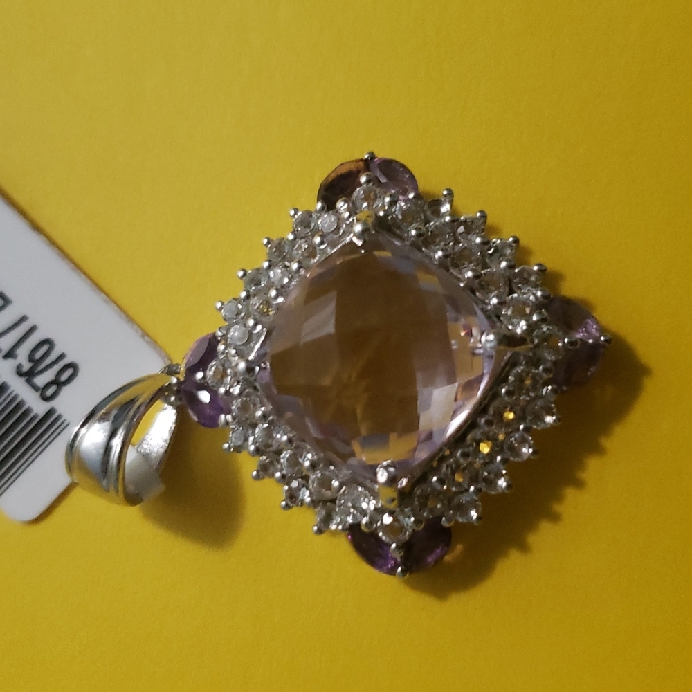 Pendant